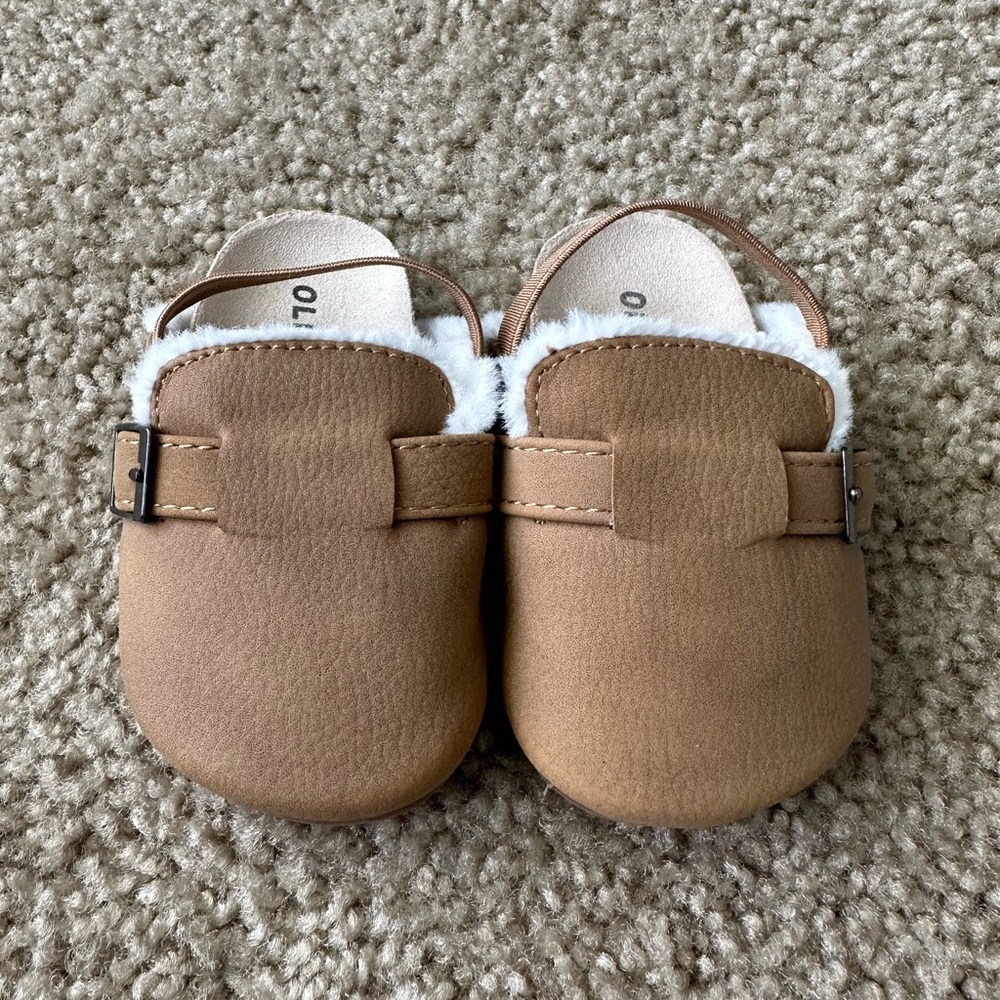 Old navy baby shoes